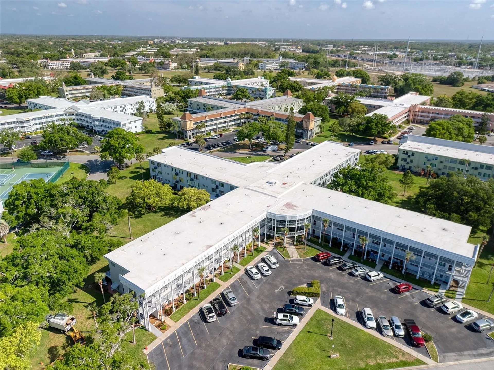 2450 Canadian Way Clearwater FL 33763