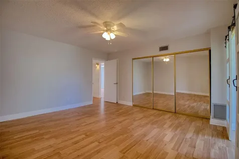 2450 Canadian Way Clearwater FL 33763