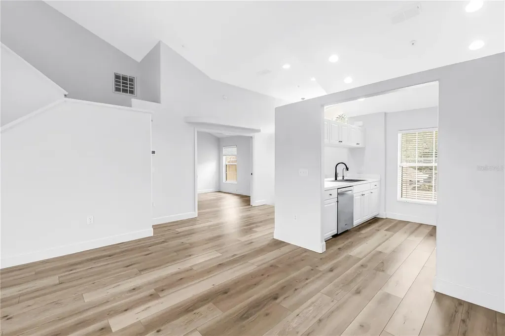 8350 Wingate Drive Sarasota FL 34238