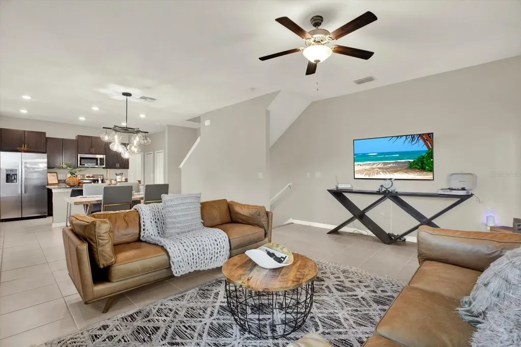 4732 Pickering Harbor Place Tampa FL 33619