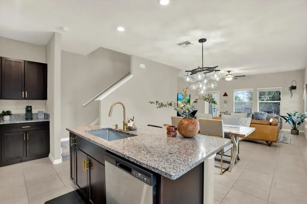 4732 Pickering Harbor Place Tampa FL 33619