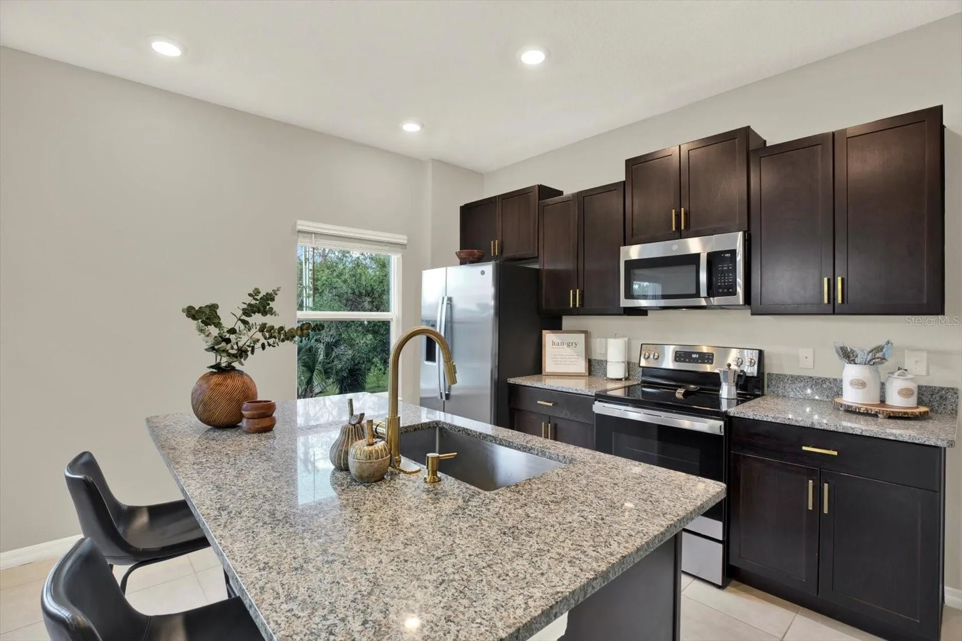 4732 Pickering Harbor Place Tampa FL 33619
