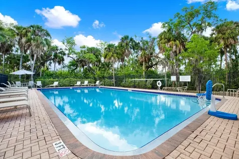 4732 Pickering Harbor Place Tampa FL 33619