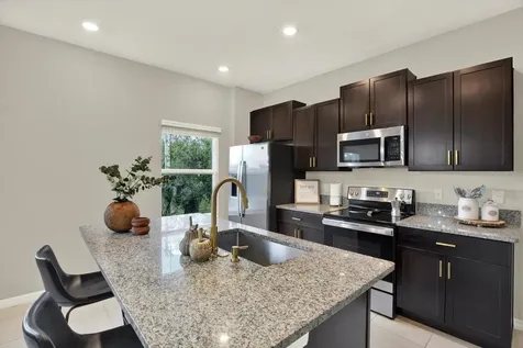 4732 Pickering Harbor Place Tampa FL 33619