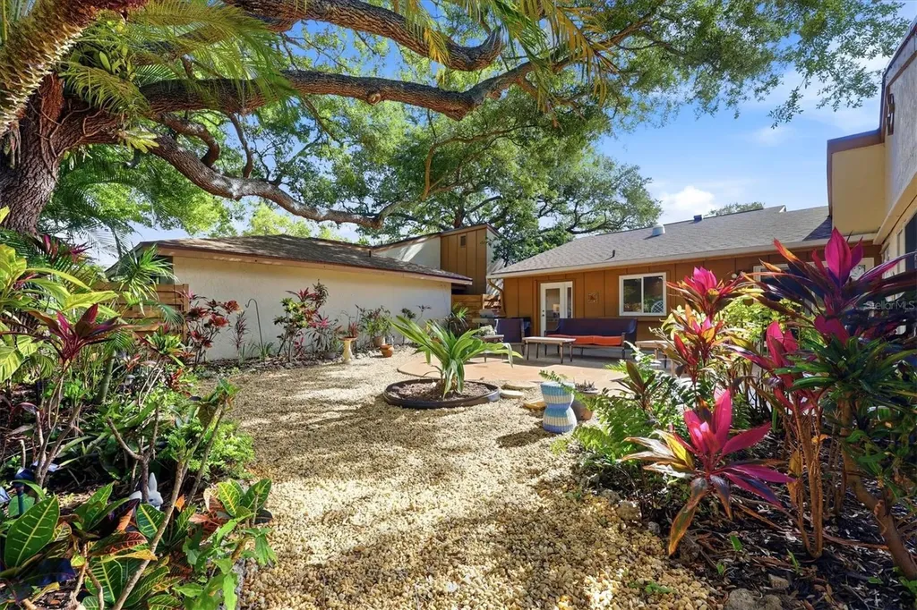 2510 Nightingale Lane Bradenton FL 34209
