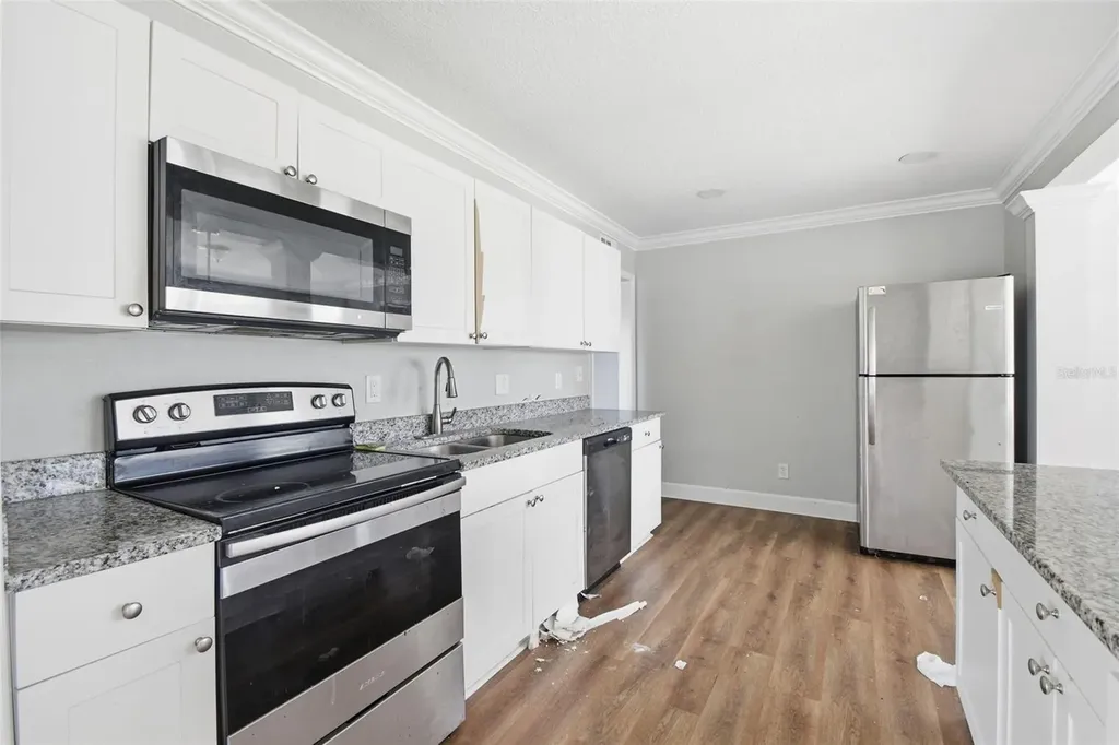 2513 16th Avenue W Bradenton FL 34205