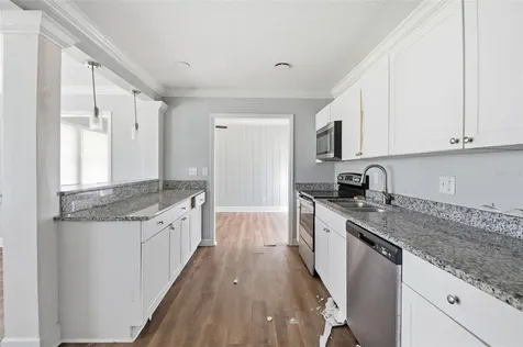 2513 16th Avenue W Bradenton FL 34205