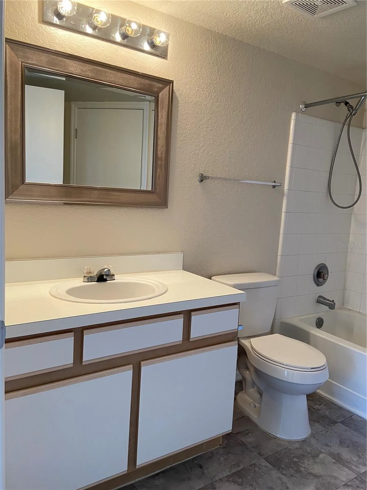 2212 Grand Cayman Court Kissimmee FL 34741