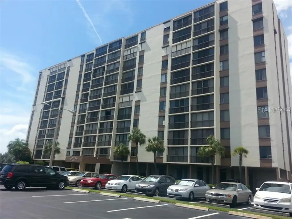 255 Dolphin Point Clearwater Beach FL 33767