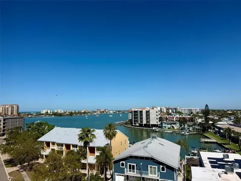 255 Dolphin Point Clearwater Beach FL 33767
