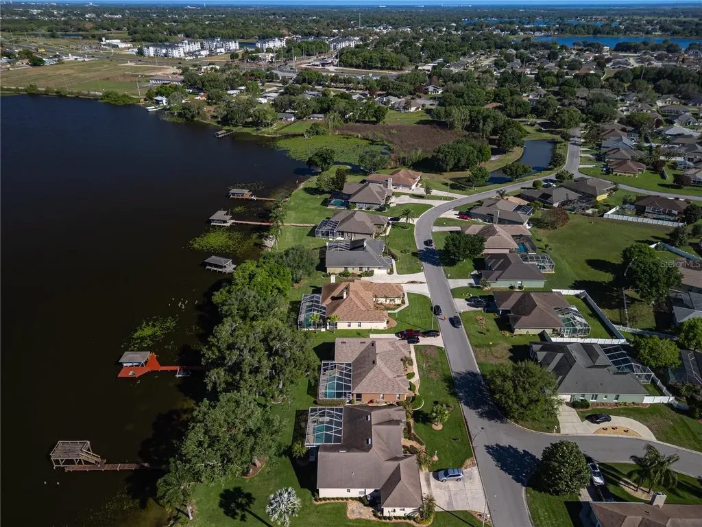 220 Ruby Lake Lane Winter Haven FL 33884