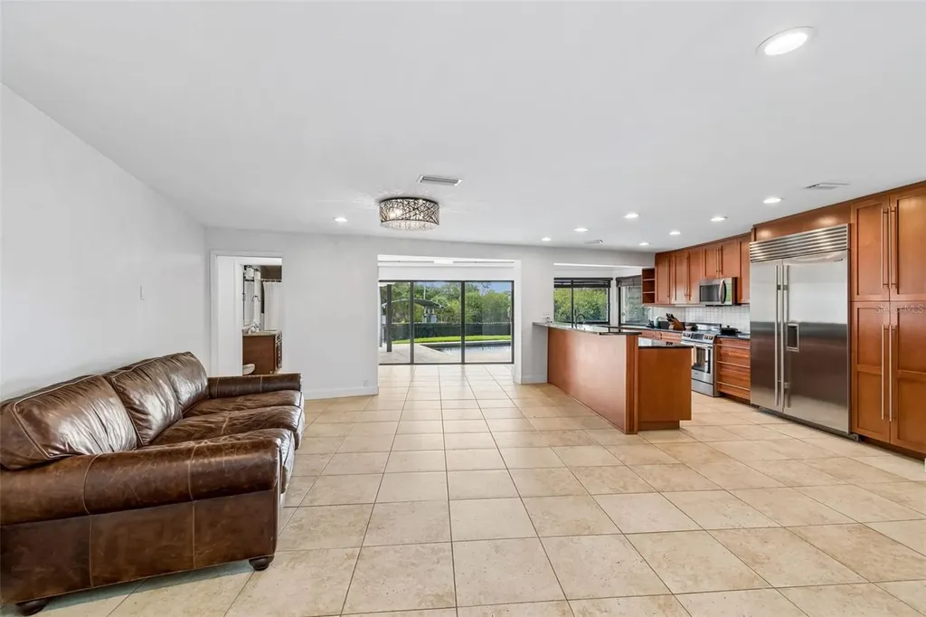4213 Saltwater Boulevard Tampa FL 33615