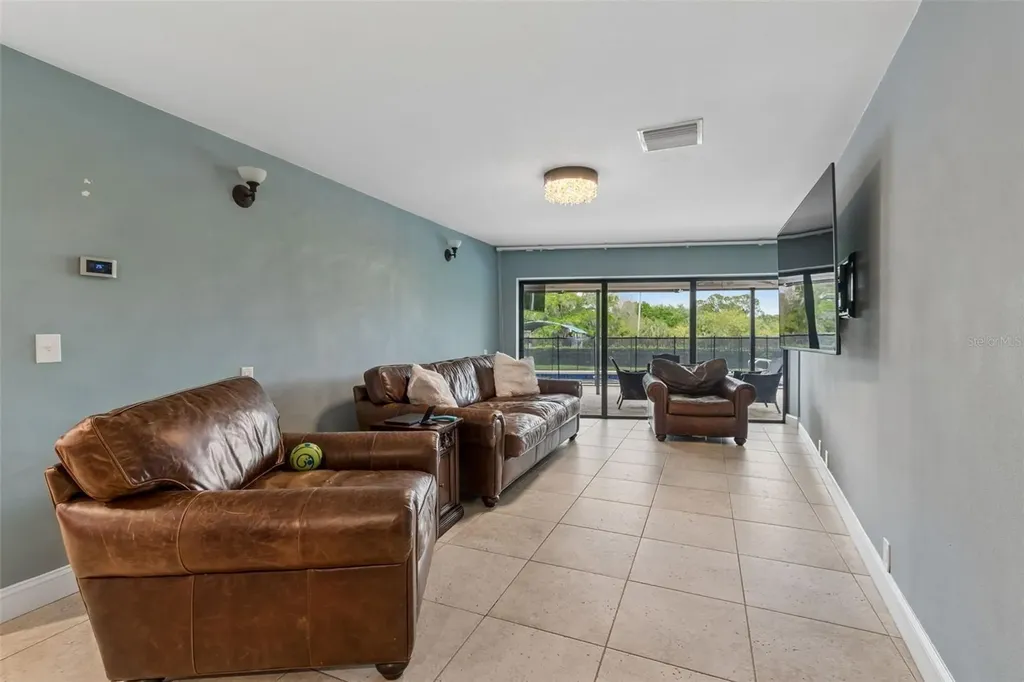 4213 Saltwater Boulevard Tampa FL 33615