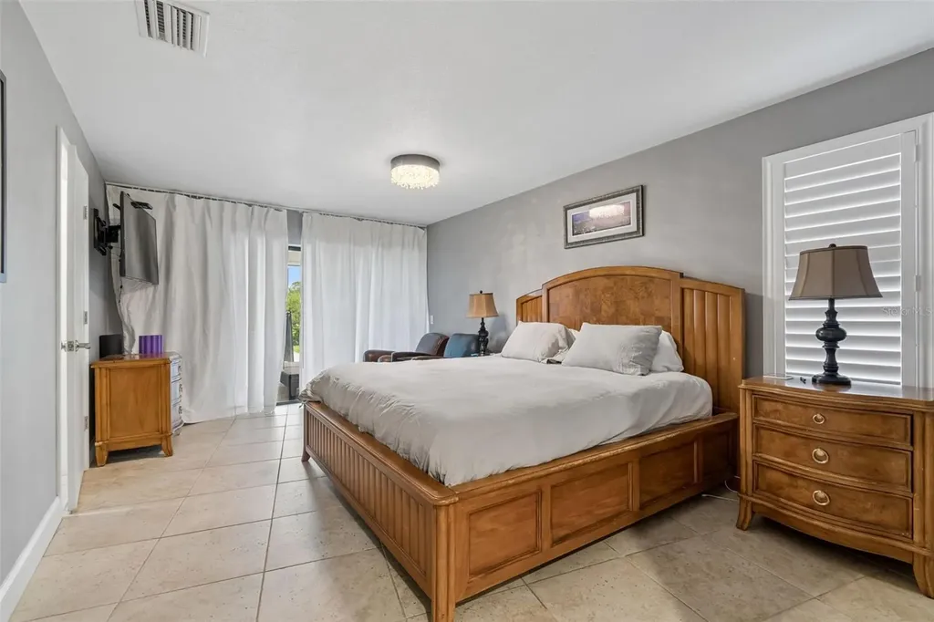4213 Saltwater Boulevard Tampa FL 33615