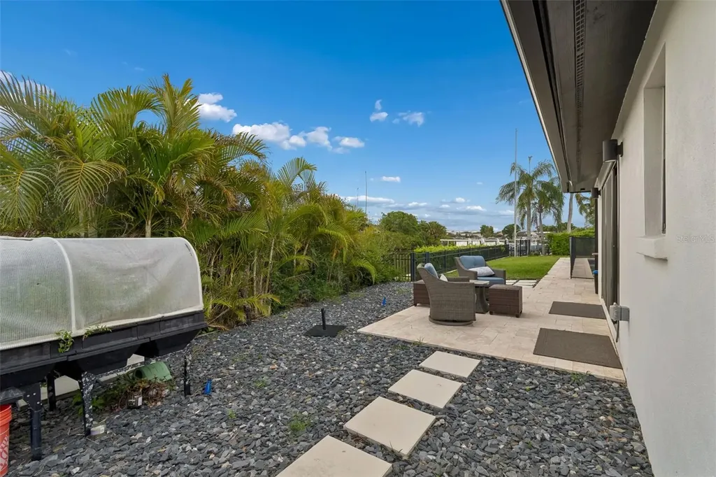 4213 Saltwater Boulevard Tampa FL 33615
