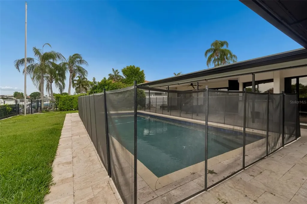 4213 Saltwater Boulevard Tampa FL 33615