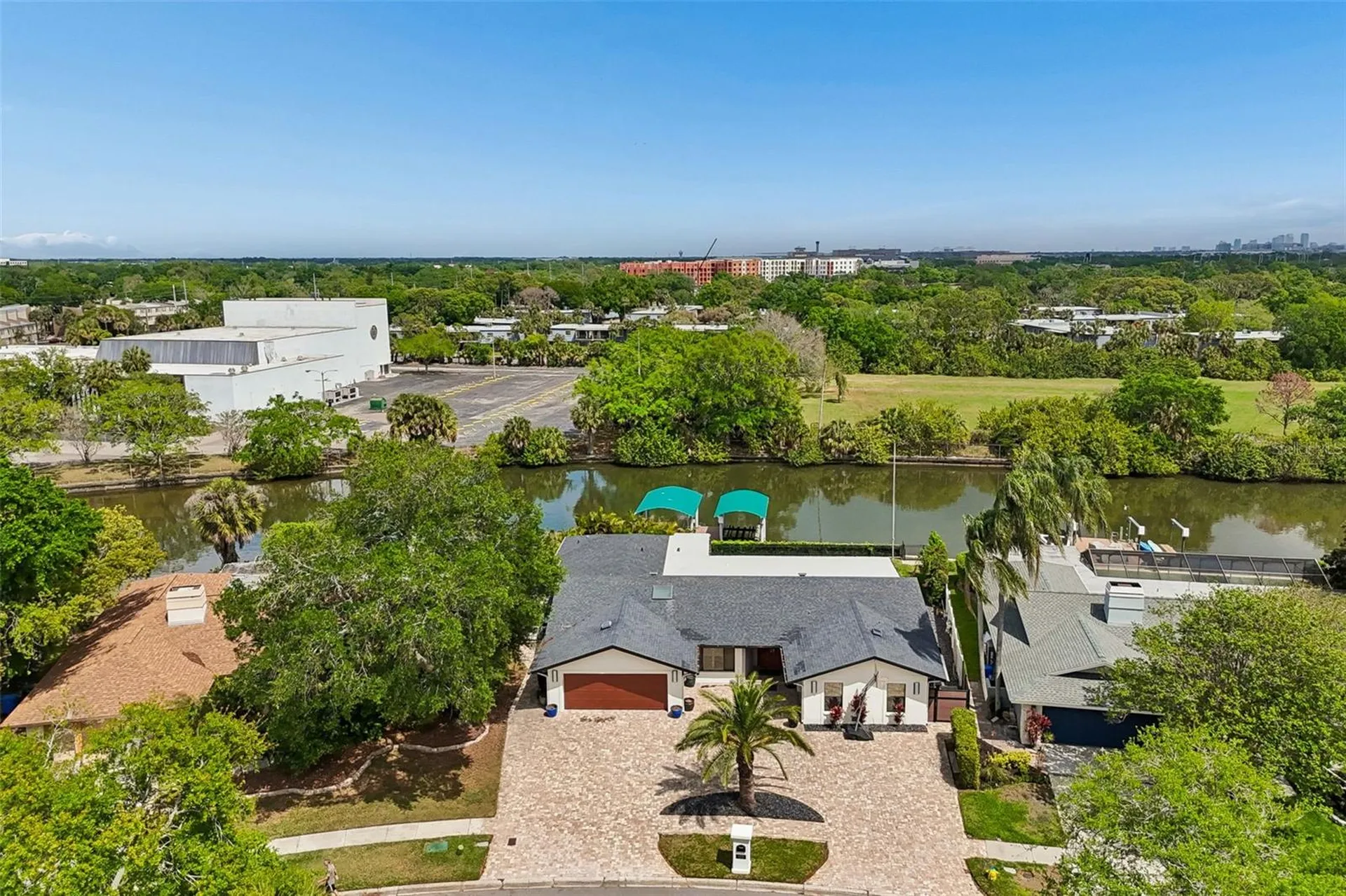4213 Saltwater Boulevard Tampa FL 33615