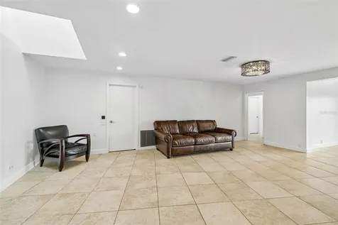 4213 Saltwater Boulevard Tampa FL 33615