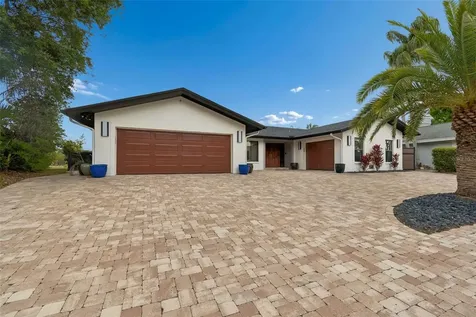 4213 Saltwater Boulevard Tampa FL 33615