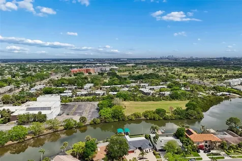 4213 Saltwater Boulevard Tampa FL 33615