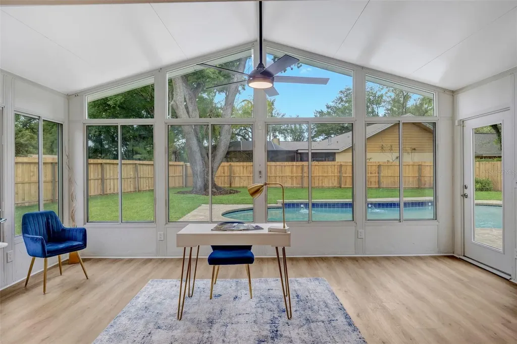 13313 Golf Crest Circle Tampa FL 33618