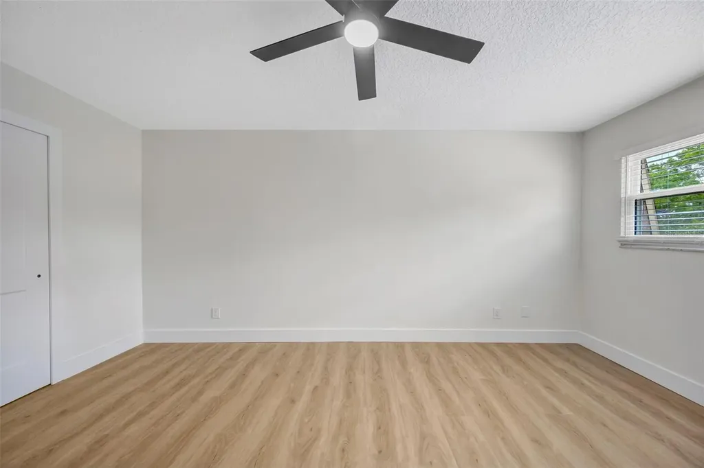 13313 Golf Crest Circle Tampa FL 33618