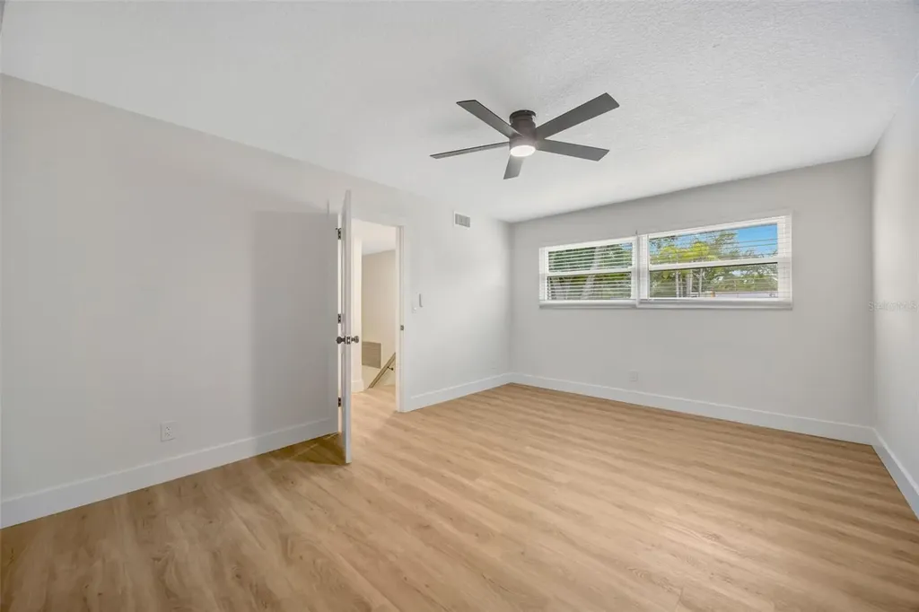 13313 Golf Crest Circle Tampa FL 33618