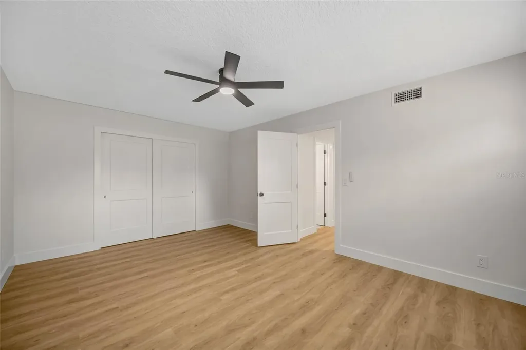 13313 Golf Crest Circle Tampa FL 33618