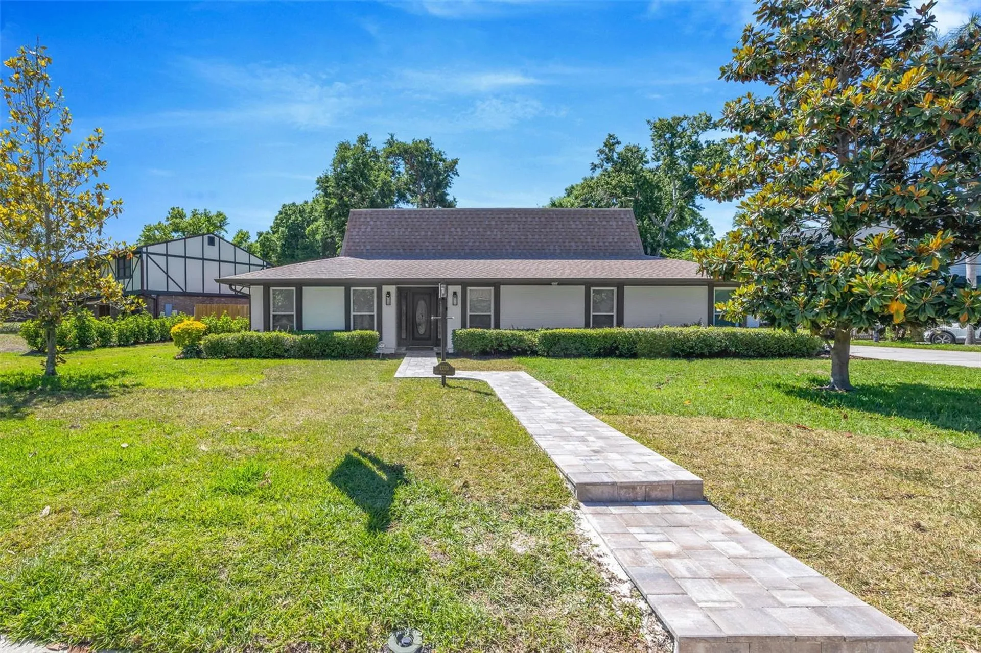 13313 Golf Crest Circle Tampa FL 33618