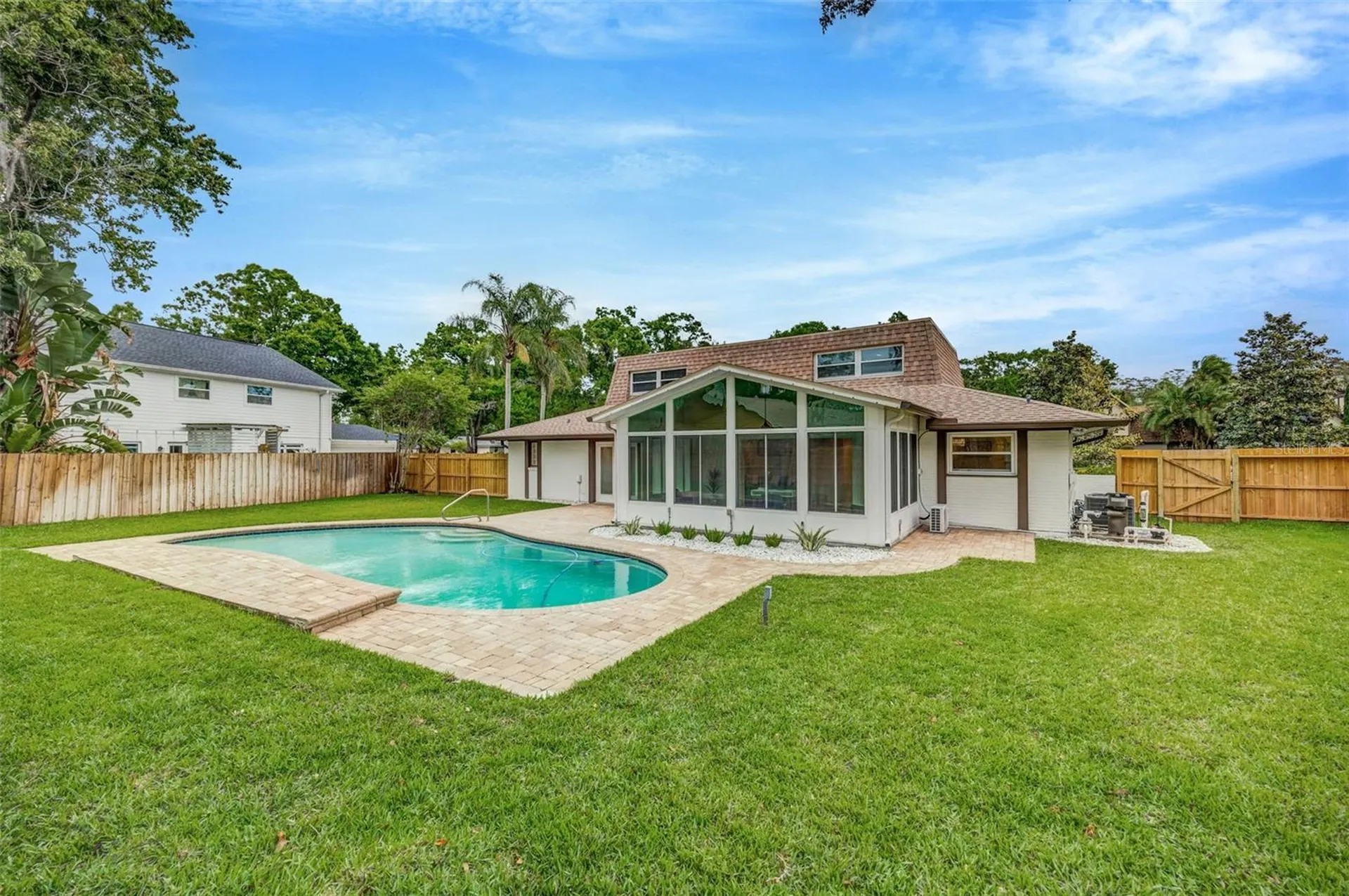13313 Golf Crest Circle Tampa FL 33618