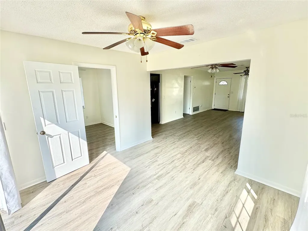 5389 Mariner Boulevard Spring Hill FL 34609