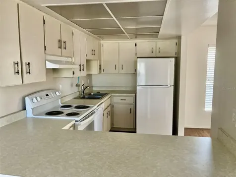 5008 Manatee Avenue W Bradenton FL 34209
