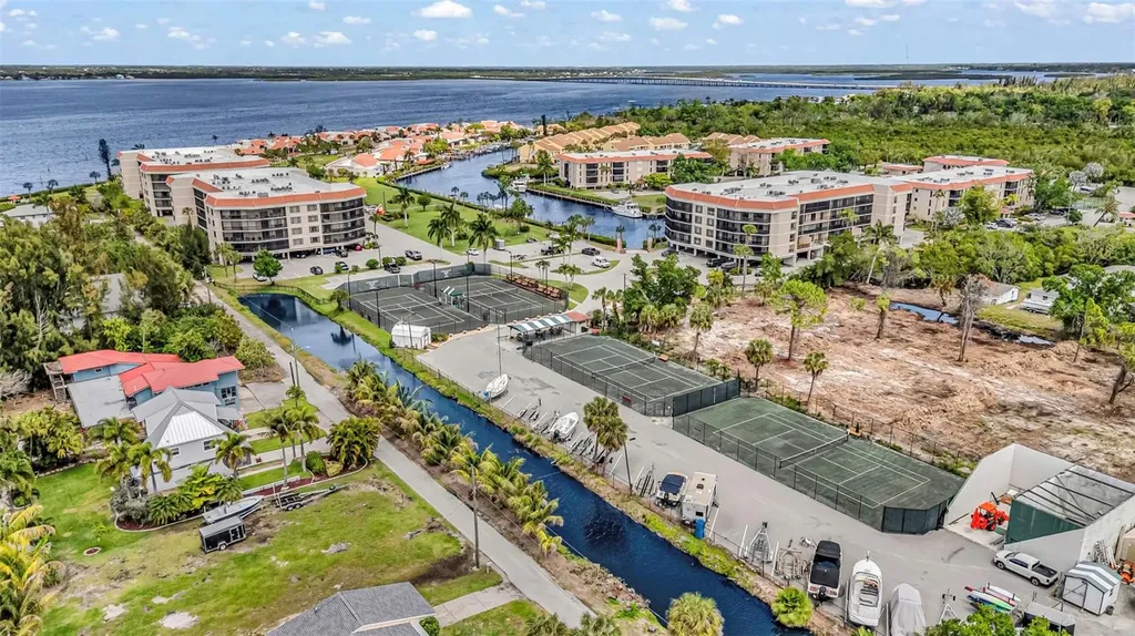25188 Marion Avenue Punta Gorda FL 33950
