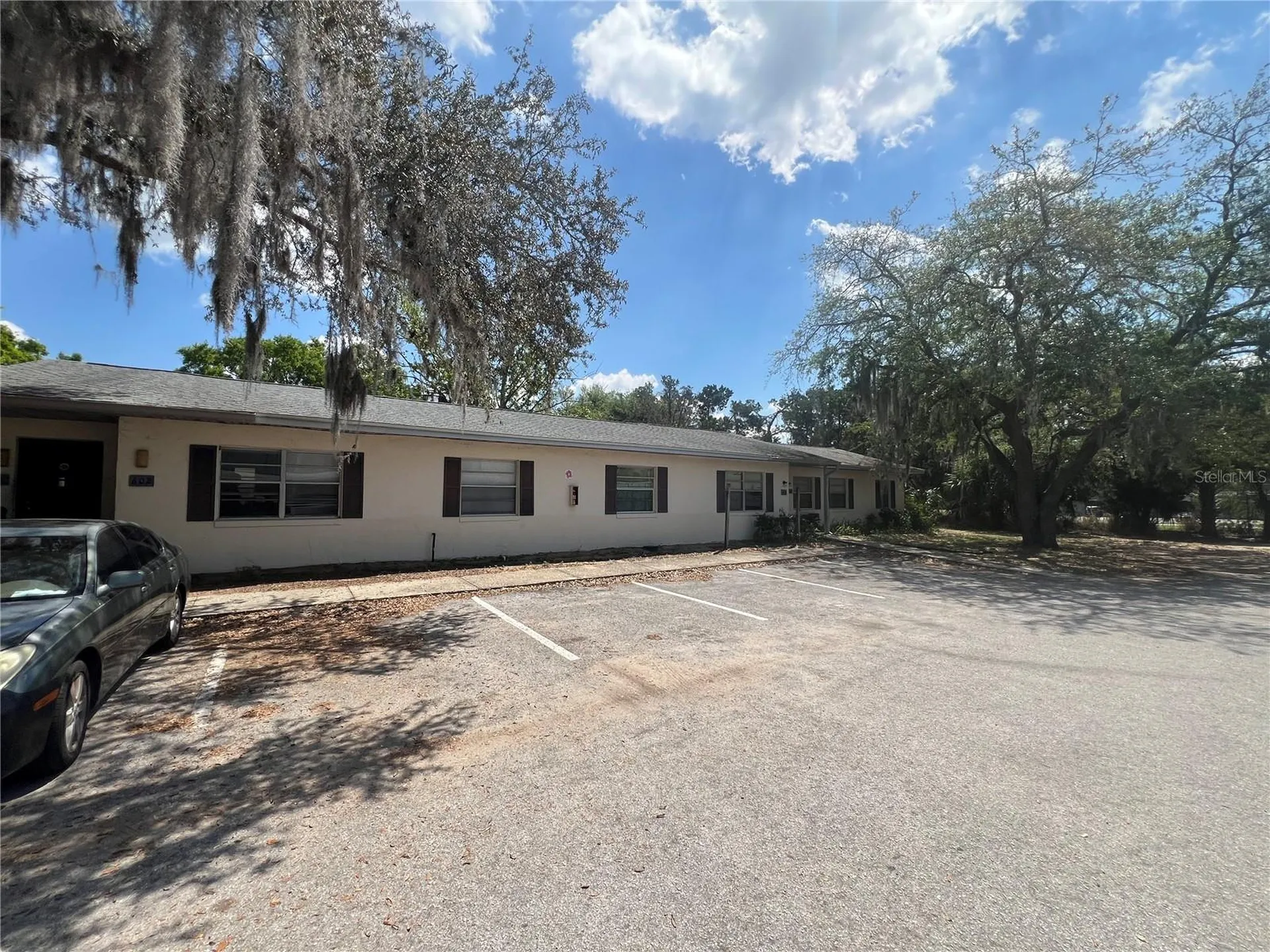 1000 E Caroline Street Tavares FL 32778