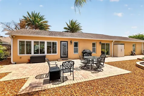 1887 Loadstar Avenue The Villages FL 32162