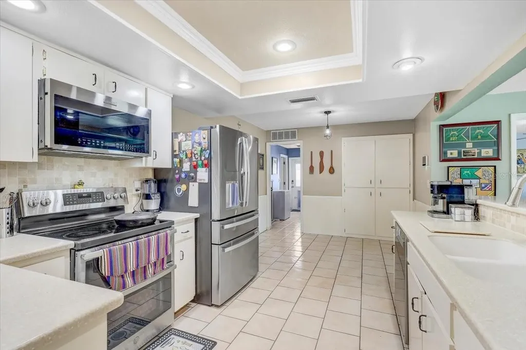 12137 Orange Blossom Drive Seminole FL 33772