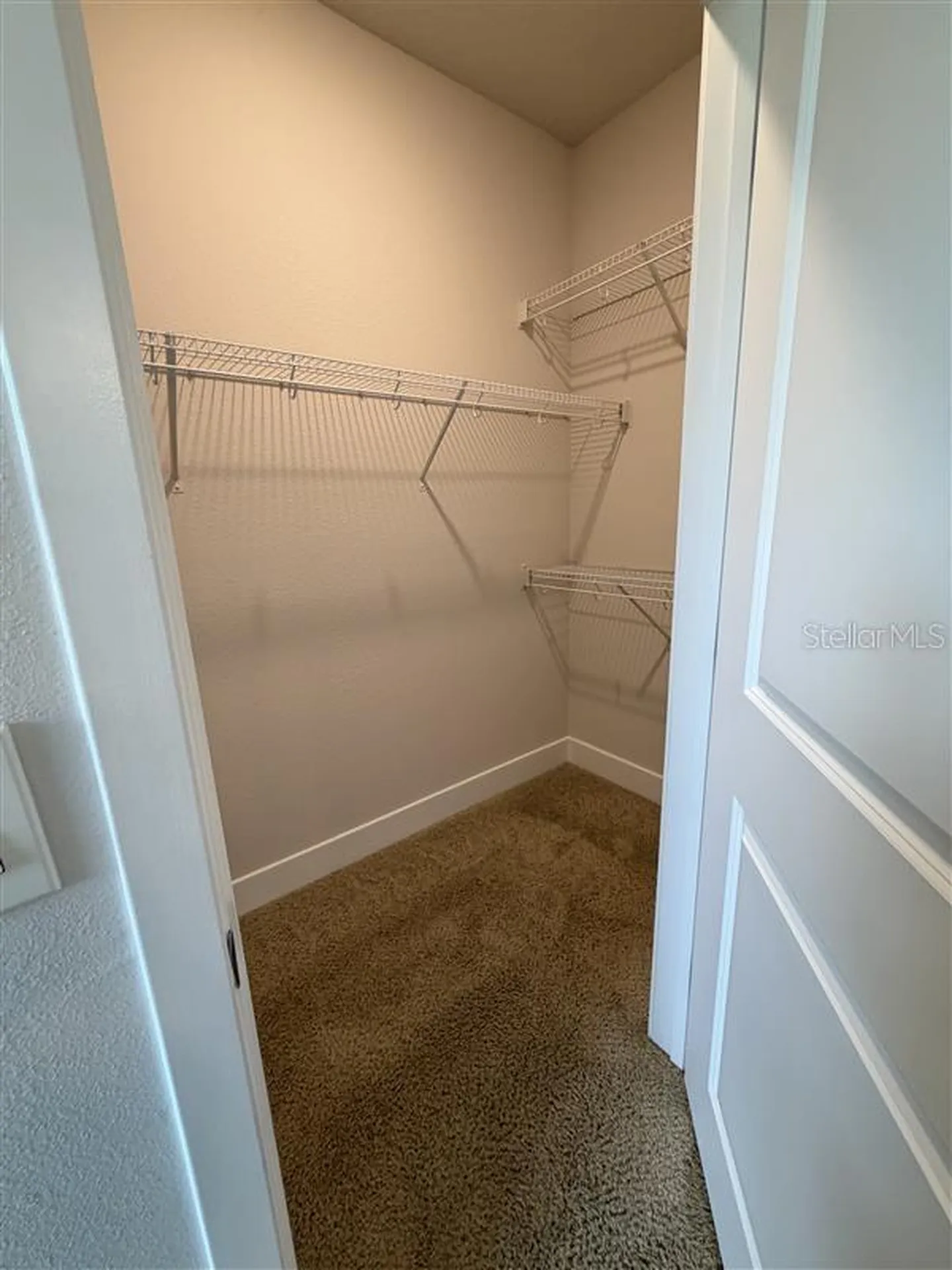 560 Academy Drive Kissimmee FL 34744