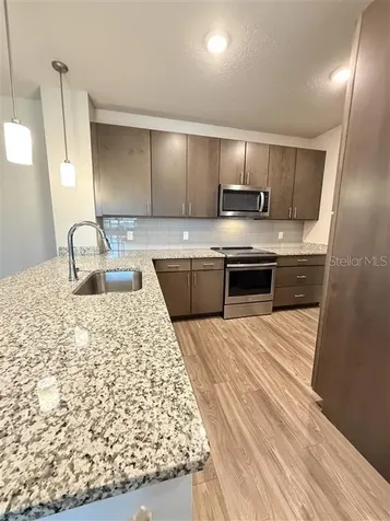 560 Academy Drive Kissimmee FL 34744