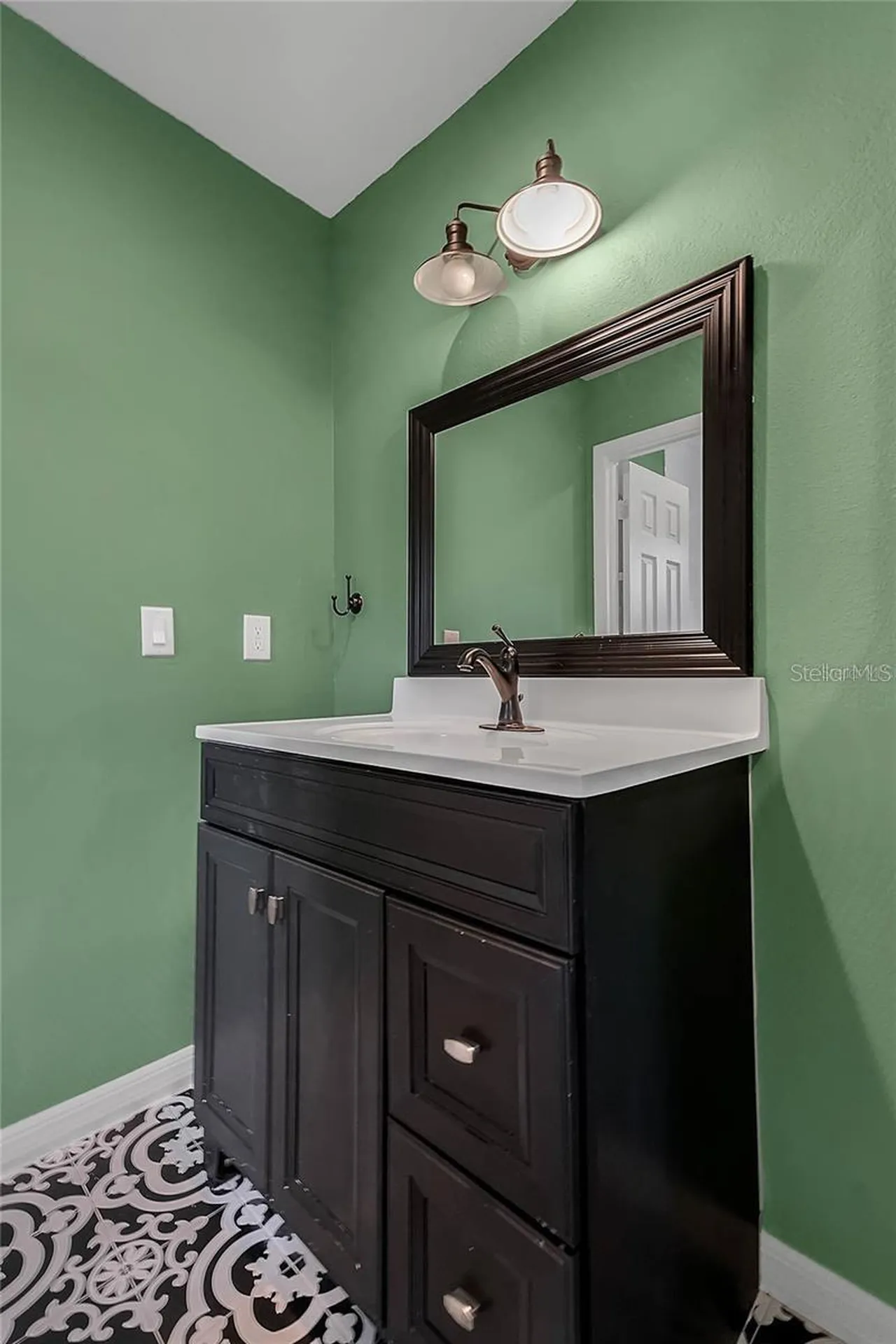 5607 Spring Run Avenue Orlando FL 32819