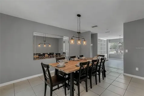5607 Spring Run Avenue Orlando FL 32819