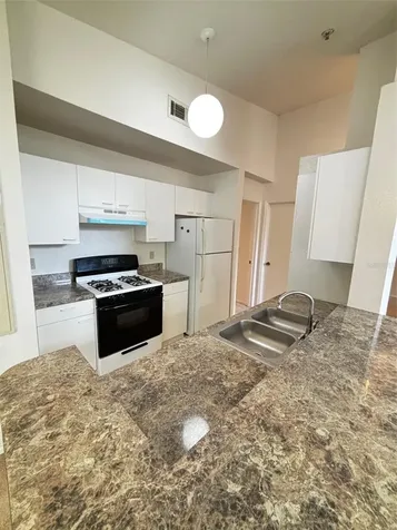 1615 Columbia Arms Circle Kissimmee FL 34741
