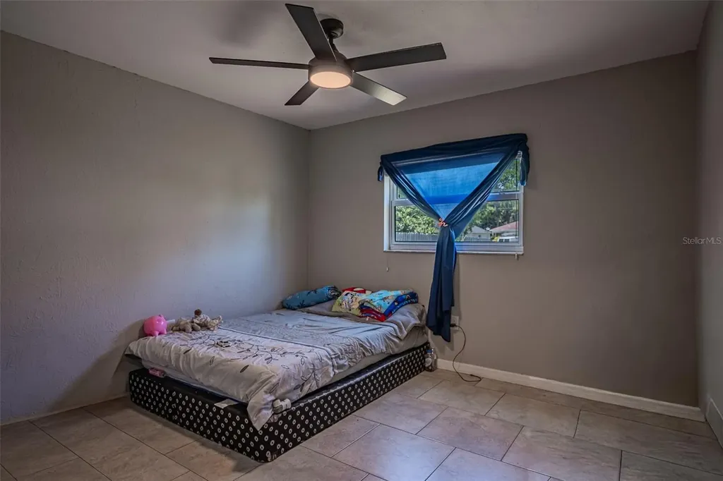 2423 23rd Street Sarasota FL 34234