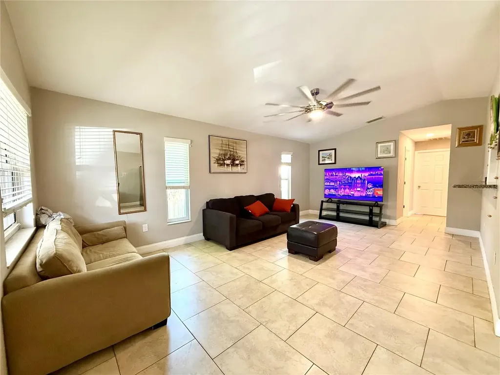 2423 23rd Street Sarasota FL 34234