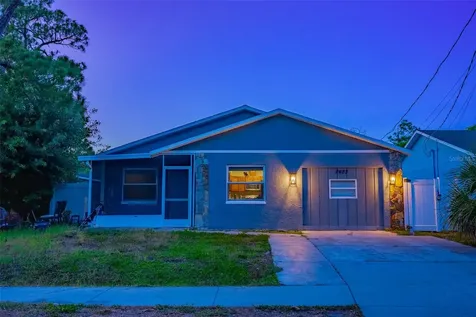 2423 23rd Street Sarasota FL 34234