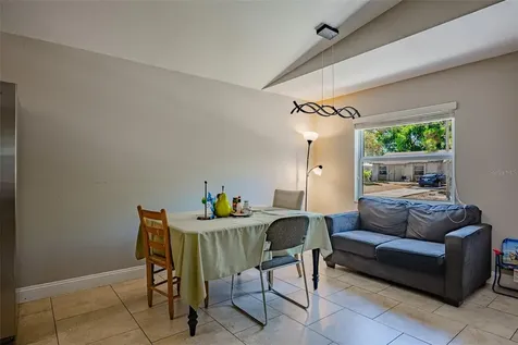 2423 23rd Street Sarasota FL 34234