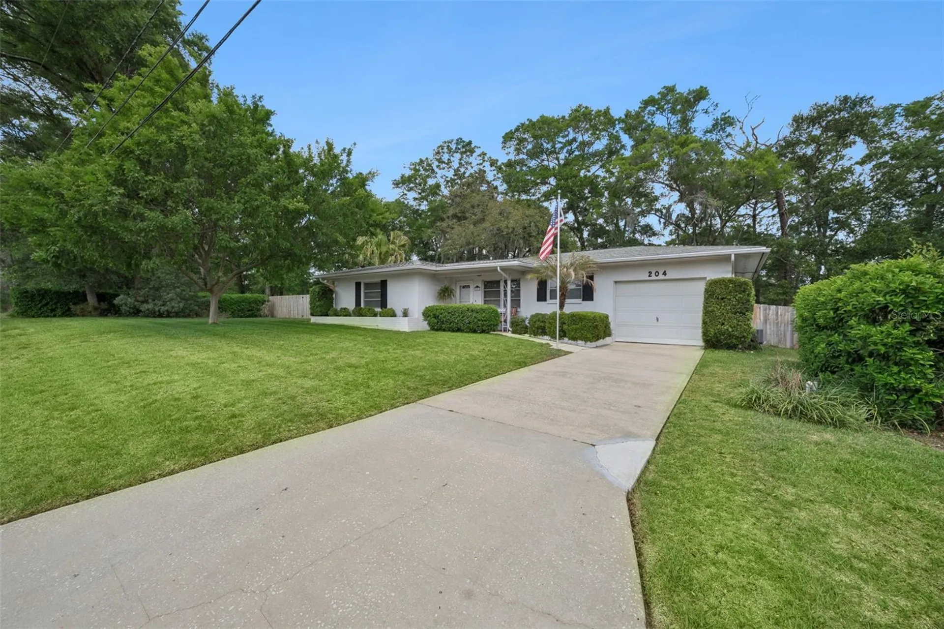 204 Iris Lane Inverness FL 34452