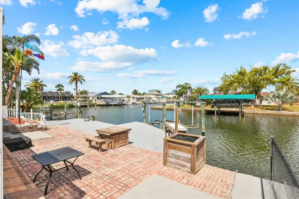 7239 Southwind Drive Hudson FL 34667