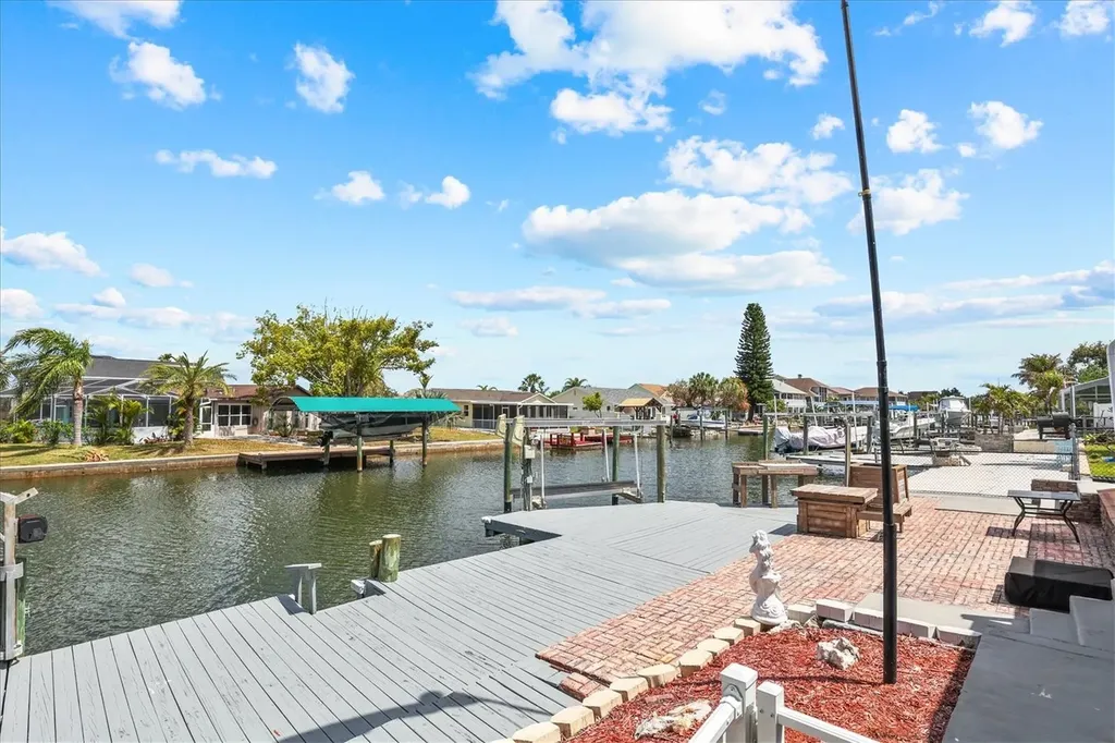 7239 Southwind Drive Hudson FL 34667