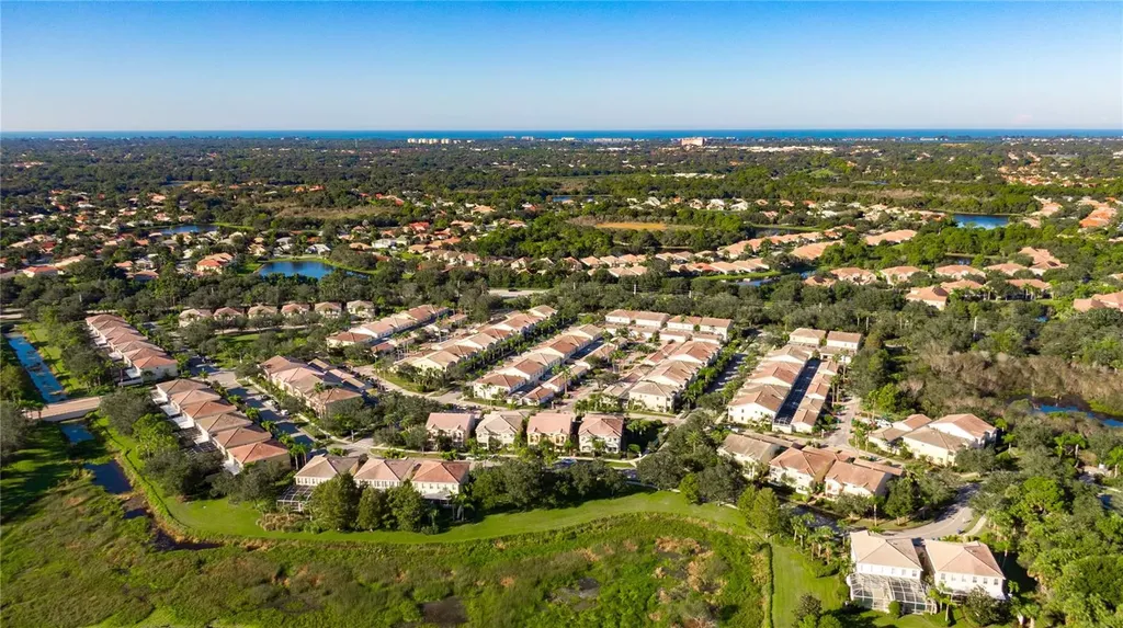 7668 Bergamo Avenue Sarasota FL 34238