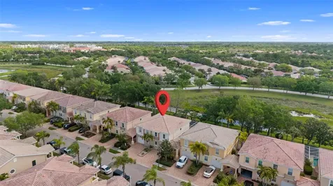 7668 Bergamo Avenue Sarasota FL 34238
